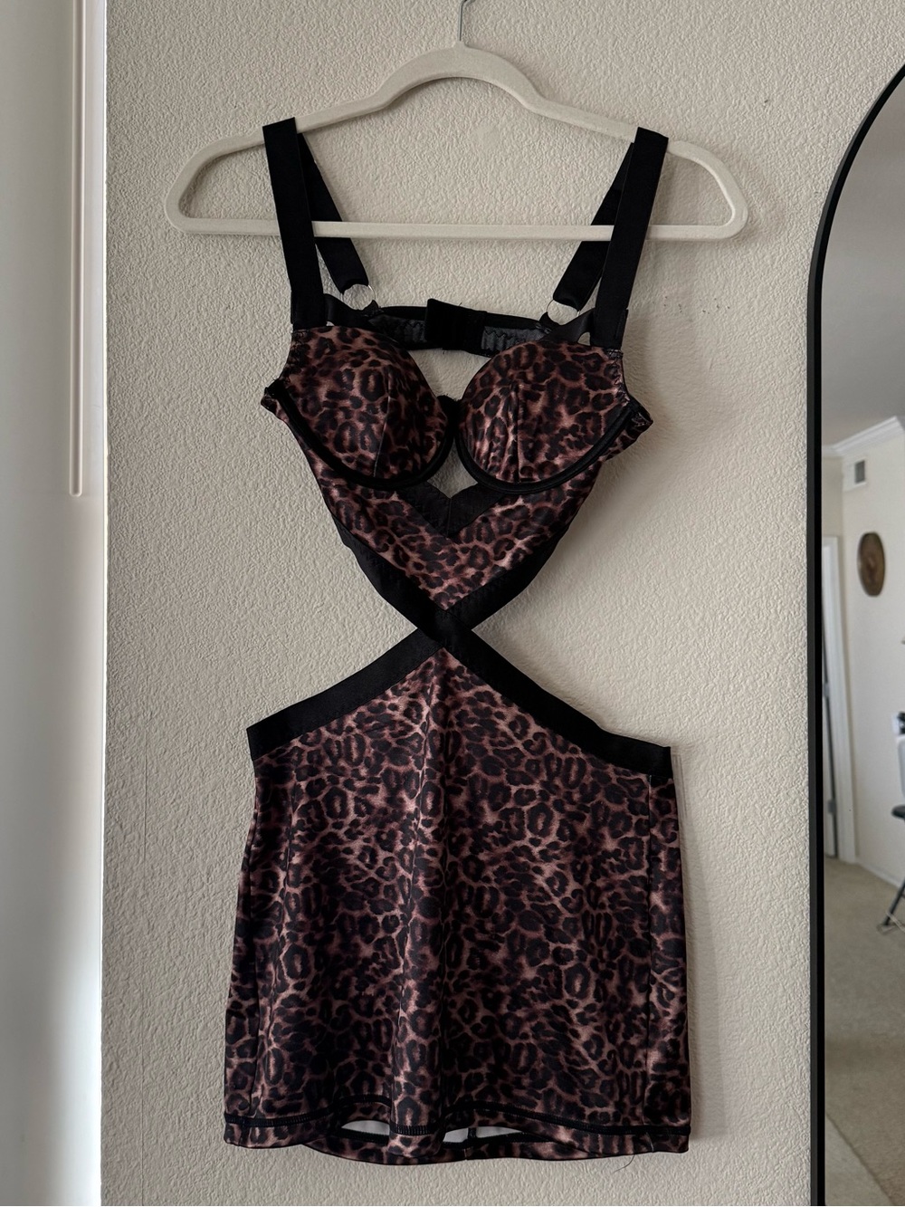 Frederick’s of Hollywood x Forever 21 Leopard Teddy Lingerie Size M